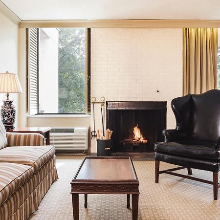 Griffin Hotel, An Official Colonial Williamsburg Hotel エクステリア 写真